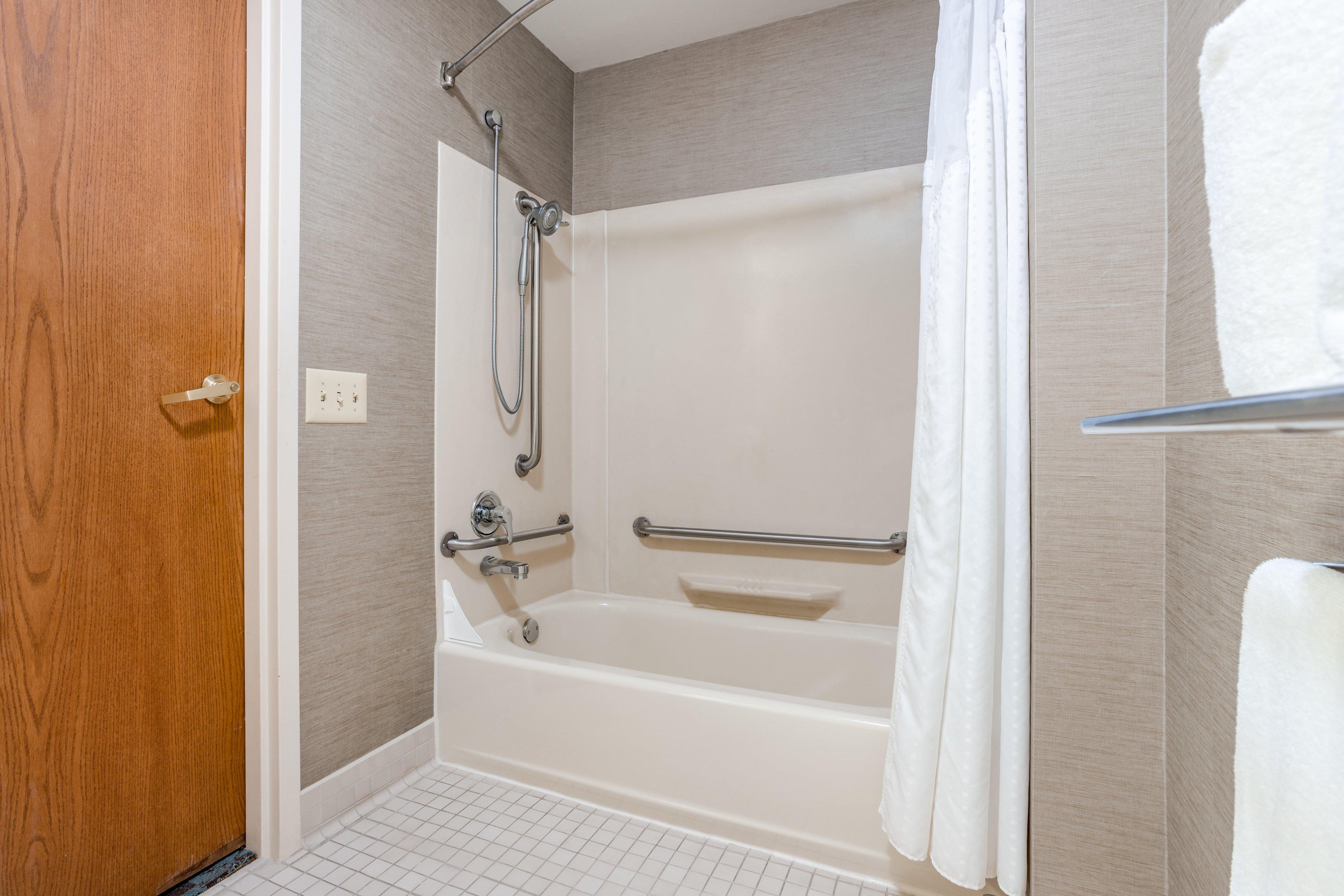 Holiday Inn Express Hotel & Suites Canton By Ihg Dış mekan fotoğraf