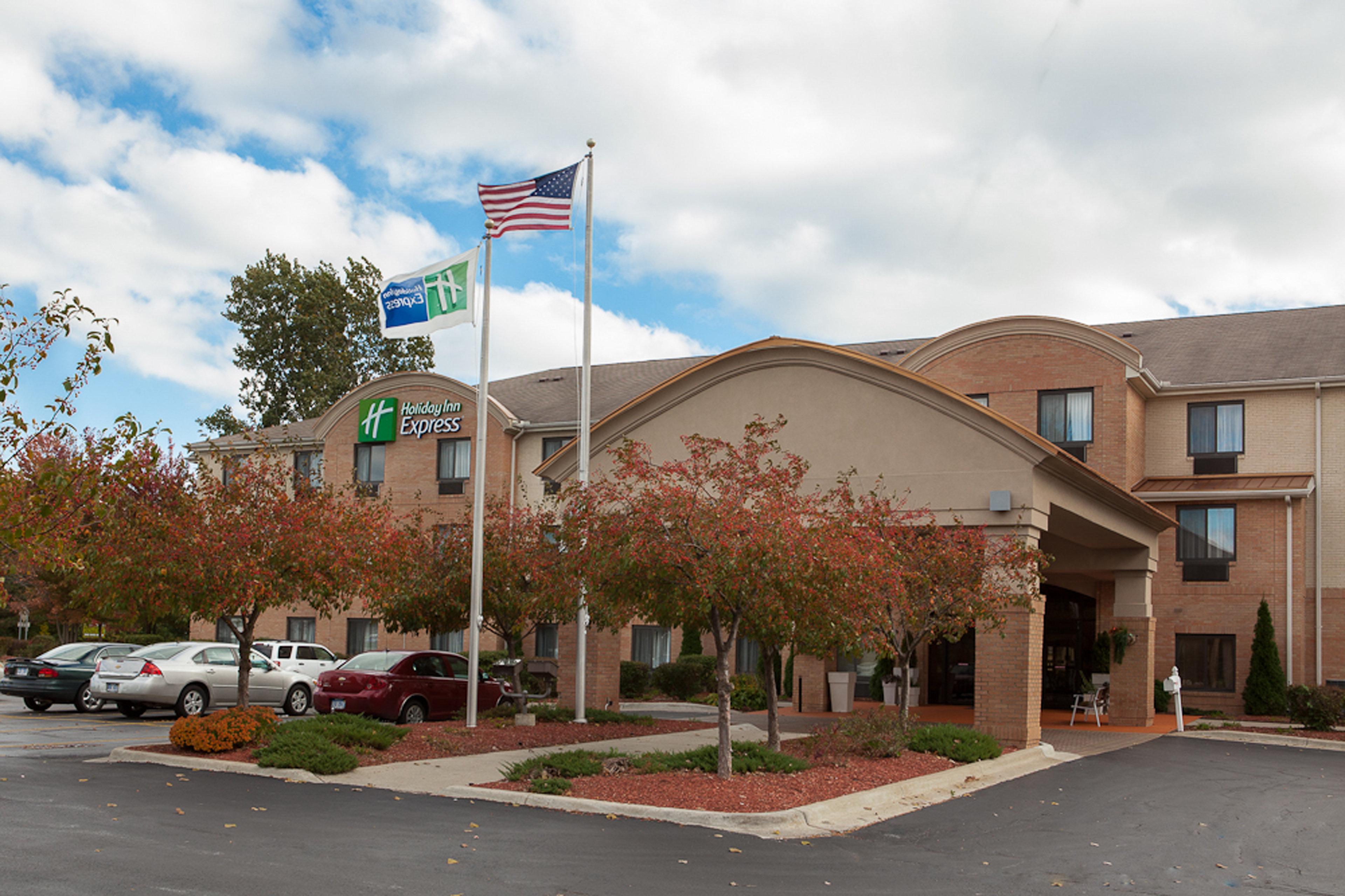 Holiday Inn Express Hotel & Suites Canton By Ihg Dış mekan fotoğraf
