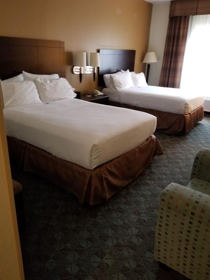 Holiday Inn Express Hotel & Suites Canton By Ihg Dış mekan fotoğraf