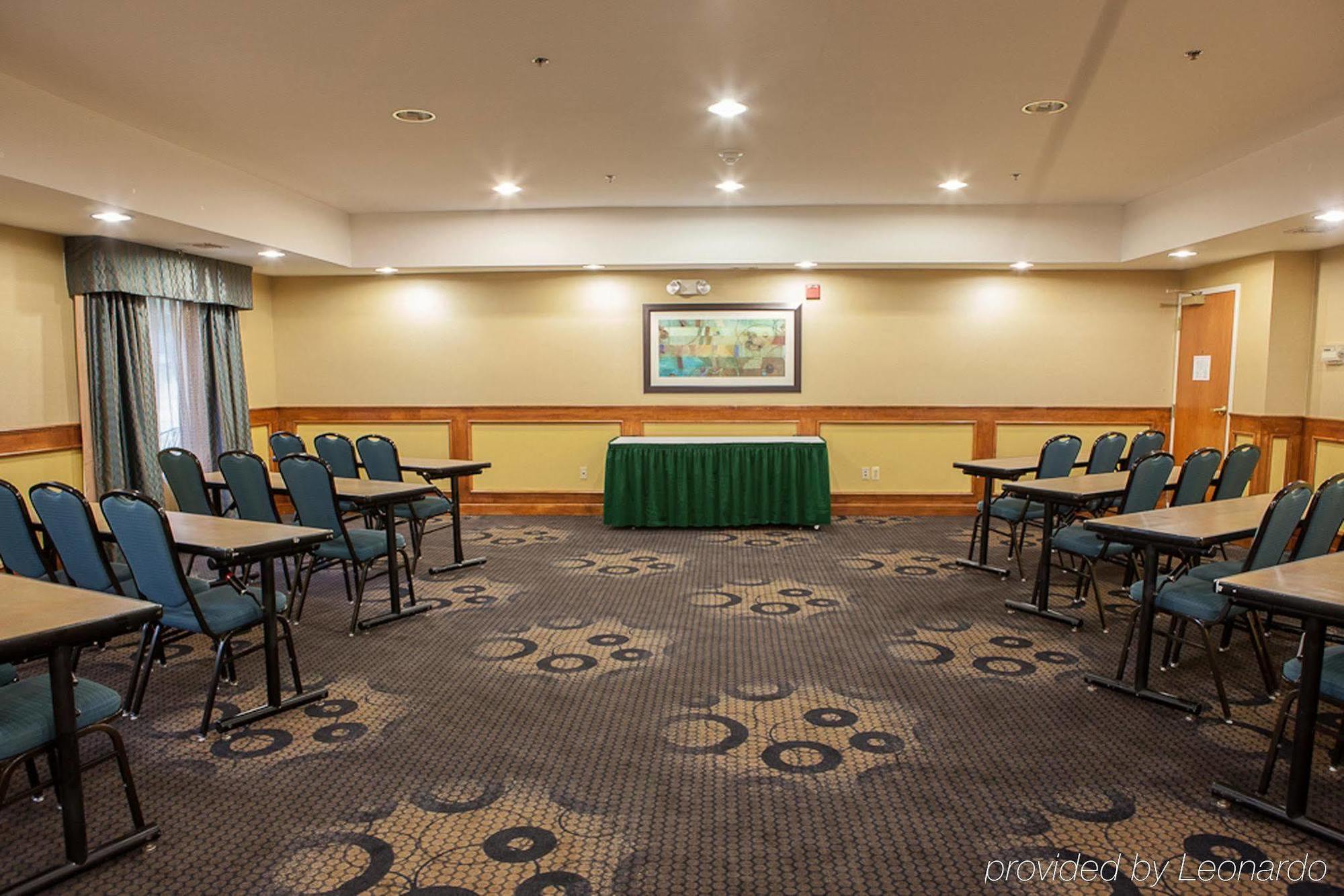 Holiday Inn Express Hotel & Suites Canton By Ihg Dış mekan fotoğraf