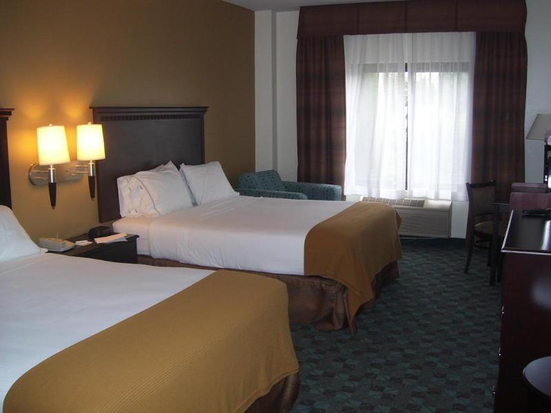 Holiday Inn Express Hotel & Suites Canton By Ihg Dış mekan fotoğraf