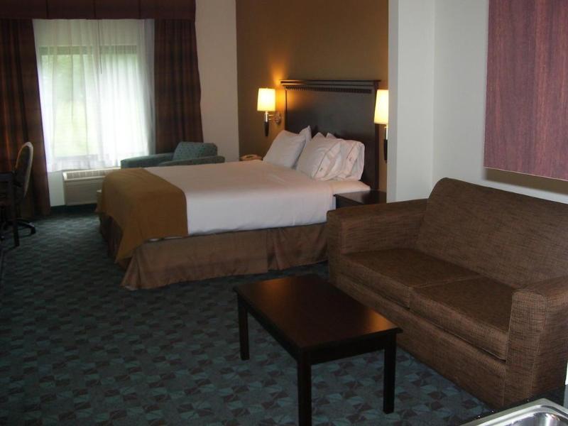 Holiday Inn Express Hotel & Suites Canton By Ihg Dış mekan fotoğraf